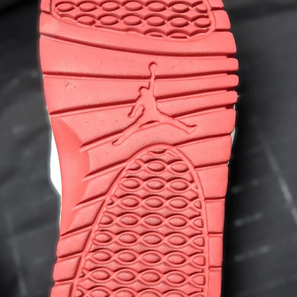 Jordan damaged straps